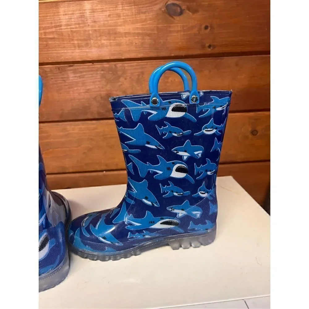 🔥5/20🔥 Cruz Kiks shark Rubber Rain Boots Sz 11 Kids NWOT
